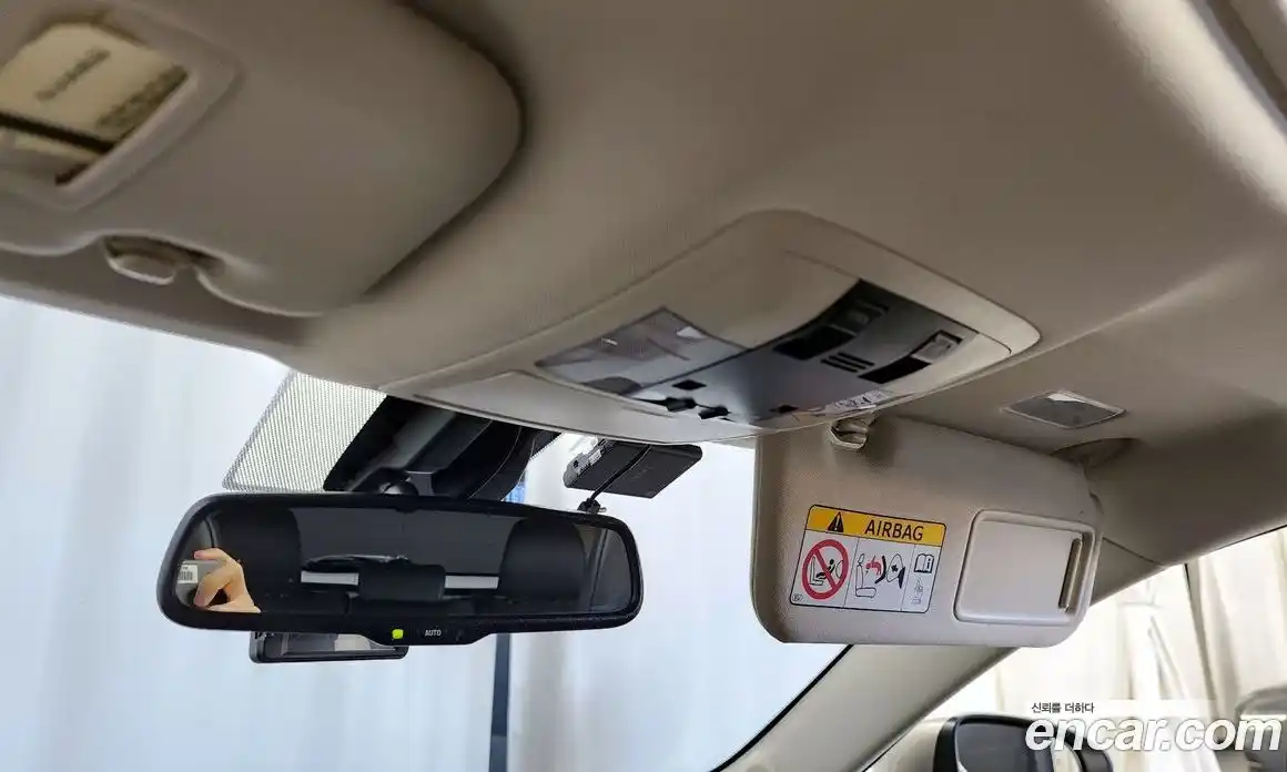 Lexus CT200h 2018 1.8 Автомат в Москве № 198792, фото 17