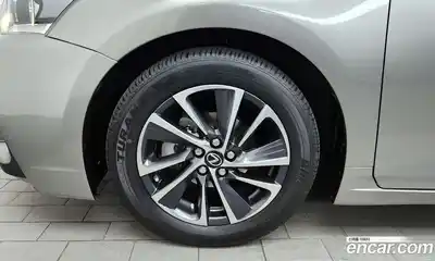 Lexus CT200h 2018 1.8 Автомат в Москве № 198792, миниатюра 5