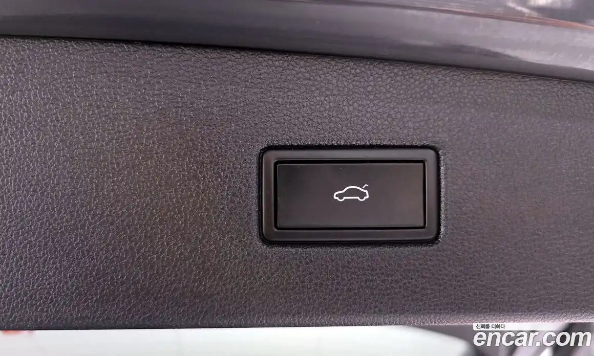 Volkswagen Tiguan 2023 2.0 Автомат в Москве № 198931, фото 14