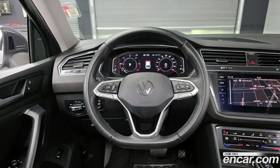 Volkswagen Tiguan 2023 2.0 Автомат в Москве № 198931, фото 20
