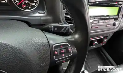 Volkswagen Tiguan 2015 2.0 Автомат в Москве № 199247, миниатюра 11