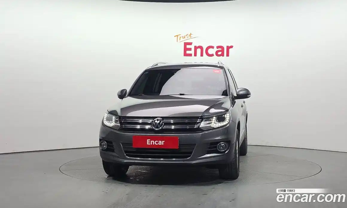 Volkswagen Tiguan 2015 2.0 Автомат в Москве № 199247, фото 16