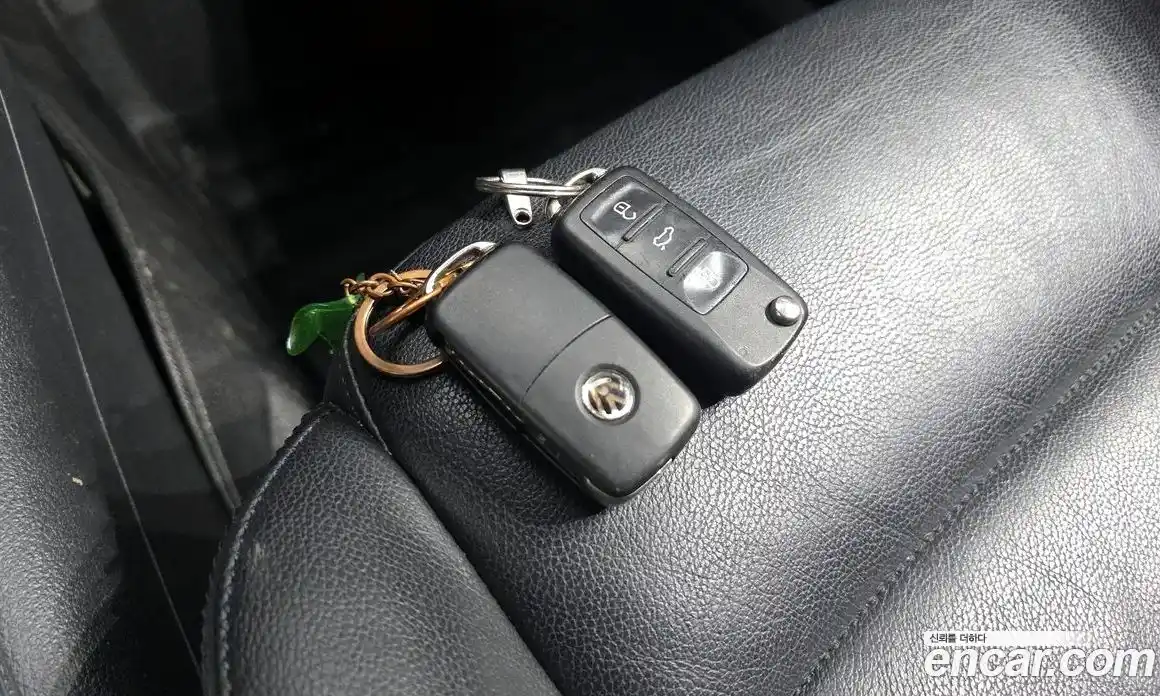 Volkswagen Tiguan 2015 2.0 Автомат в Москве № 199247, фото 4