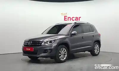 Volkswagen Tiguan 2015 2.0 Автомат в Москве № 199247, миниатюра 9