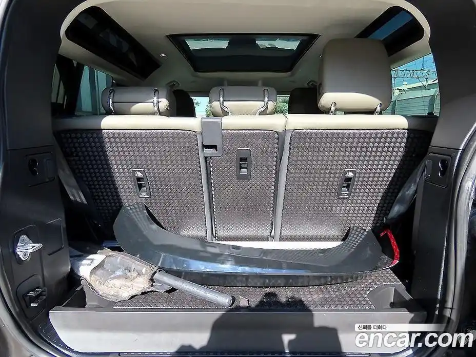 Land Rover Defender 2022 3.0 Автомат в Москве № 200802, фото 18