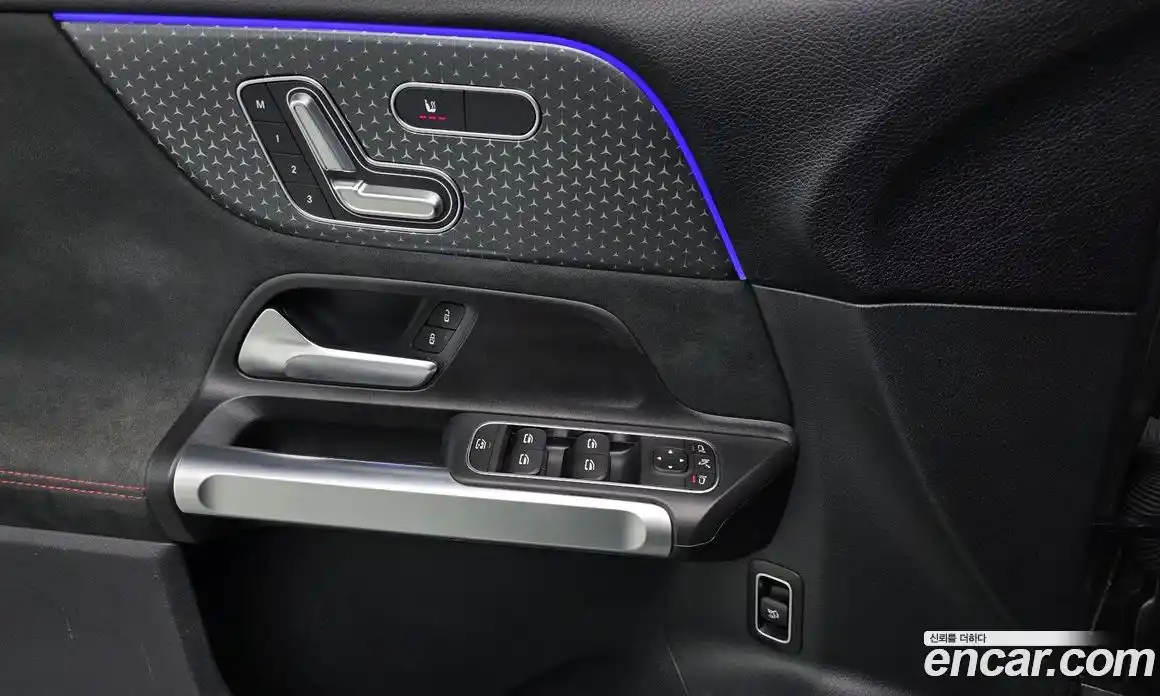 Mercedes-Benz GLB-Class 2024 2.0 Автомат в Москве № 205692, фото 4