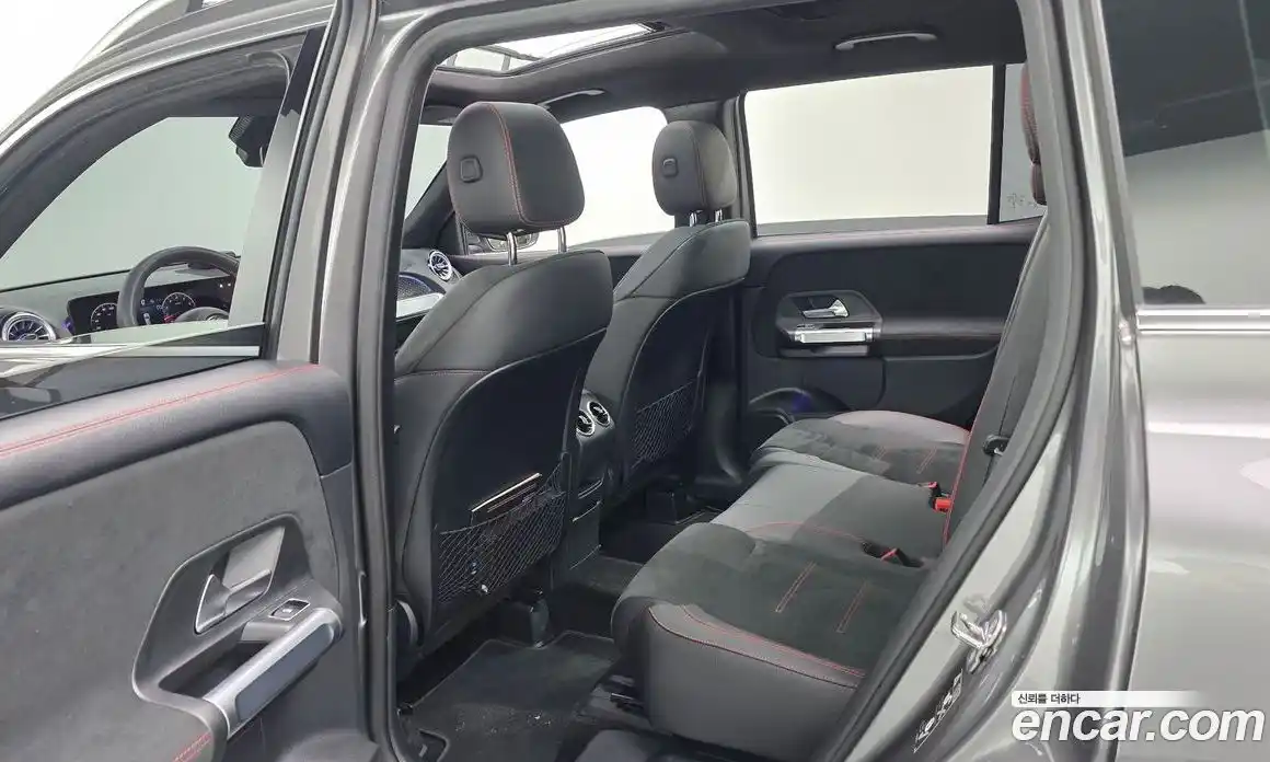 Mercedes-Benz GLB-Class 2024 2.0 Автомат в Москве № 205692, фото 8