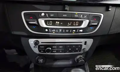 Renault SM3 2015 1.6 Автомат в Москве № 208950, миниатюра 6