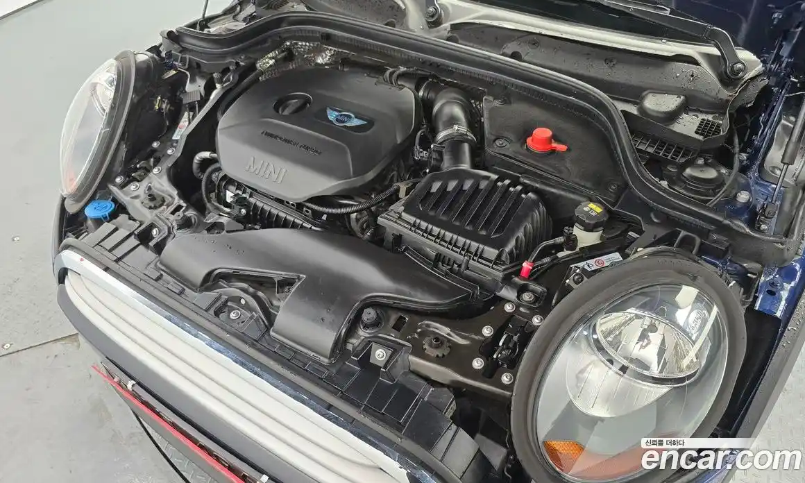 Mini Cooper 2015 1.5 Автомат в Москве № 211190, фото 6