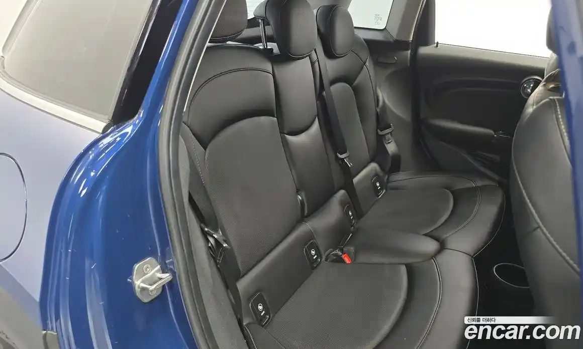 Mini Cooper 2015 1.5 Автомат в Москве № 211190, фото 9