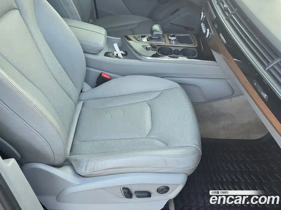 Audi Q7 2016 3.0 Автомат в Москве № 211964, фото 7