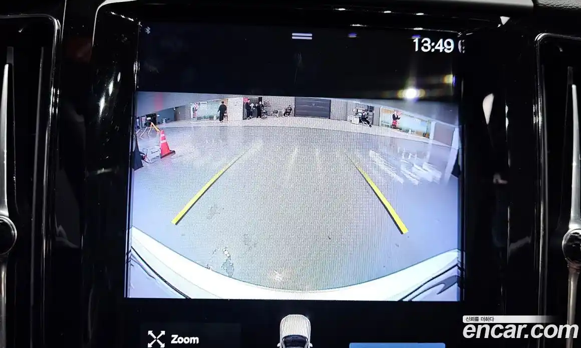 Volvo XC60 2021 2.0 Автомат в Москве № 211980, фото 12