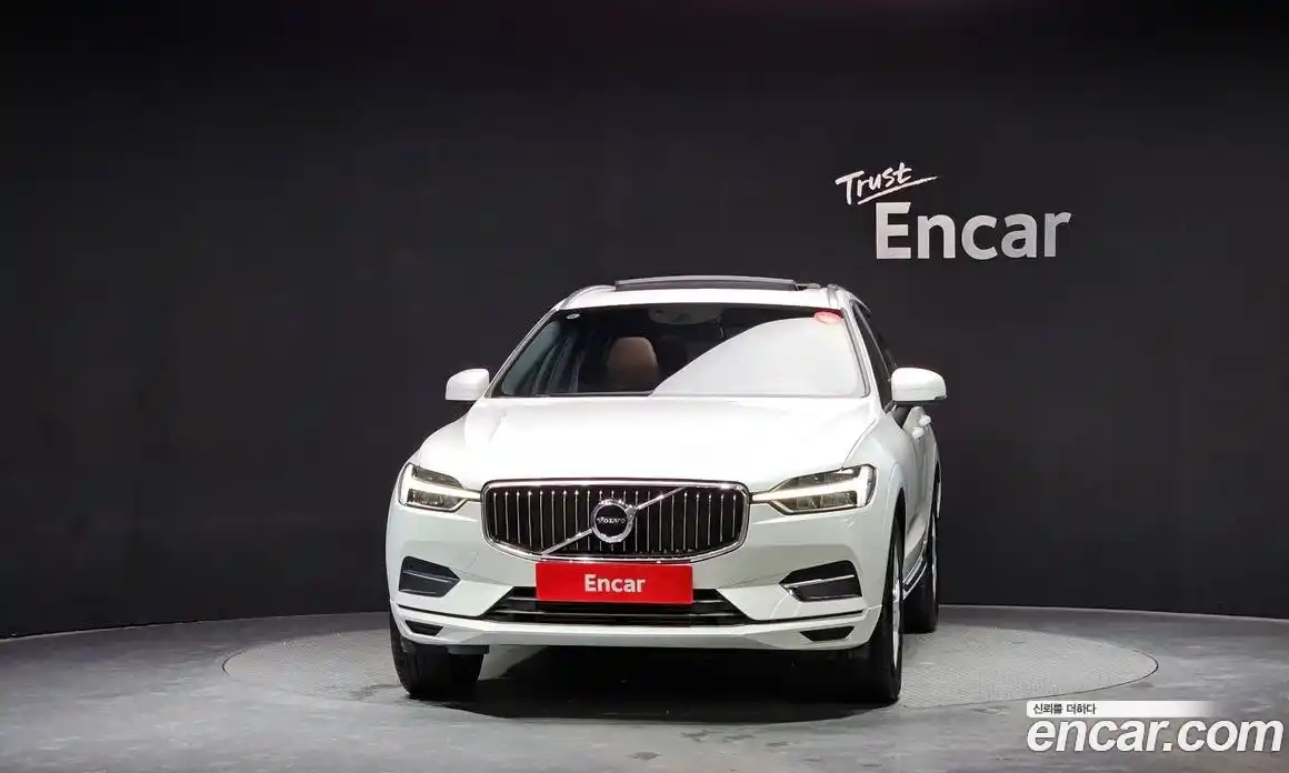 Volvo XC60 2021 2.0 Автомат в Москве № 211980, фото 5