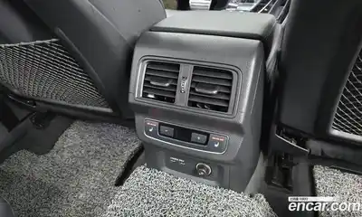 Audi Q5 2022 2.0 Автомат в Москве № 212412, миниатюра 5