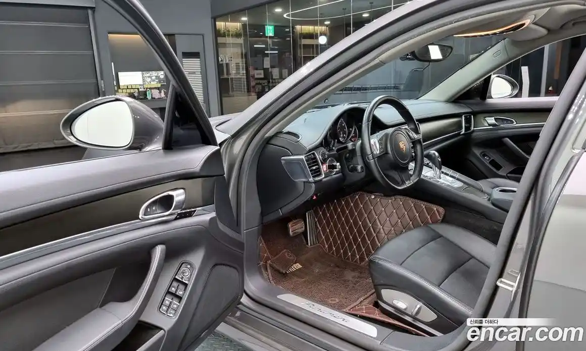 Porsche Panamera 2014 3.6 Автомат в Москве № 213276, фото 11