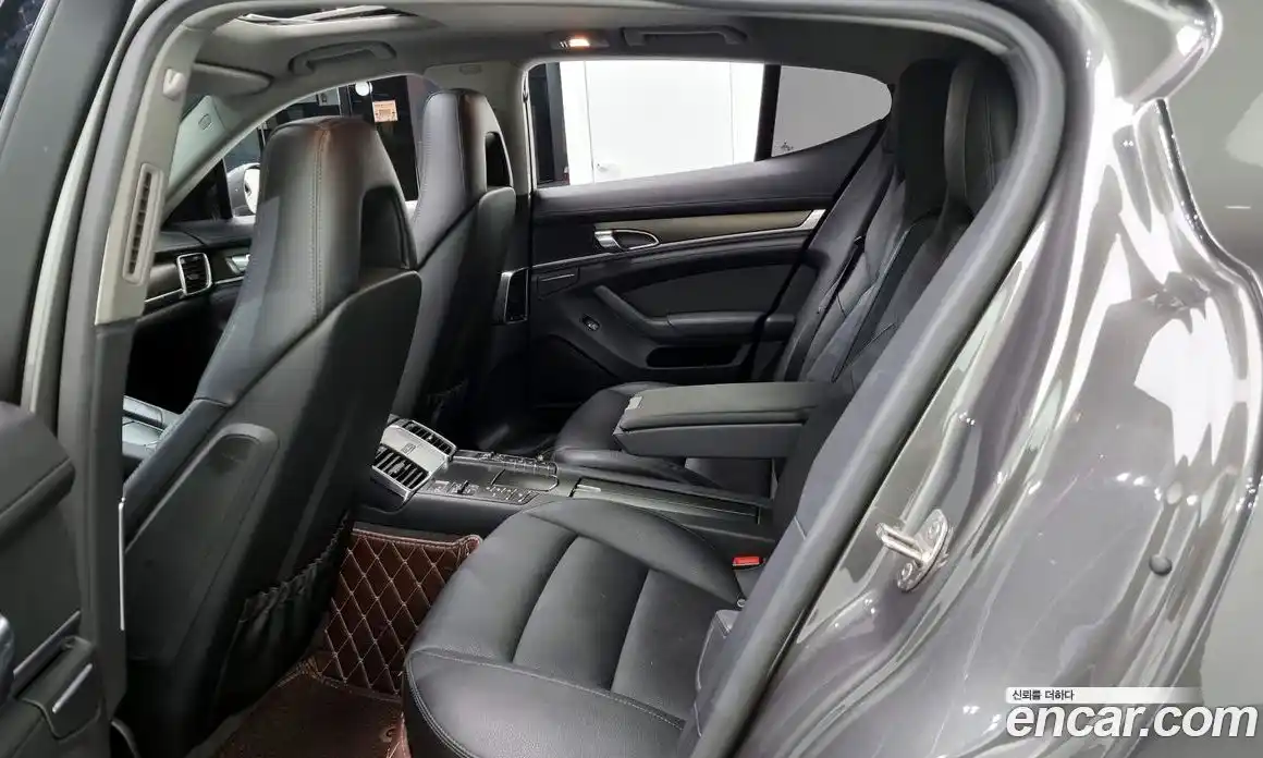 Porsche Panamera 2014 3.6 Автомат в Москве № 213276, фото 12