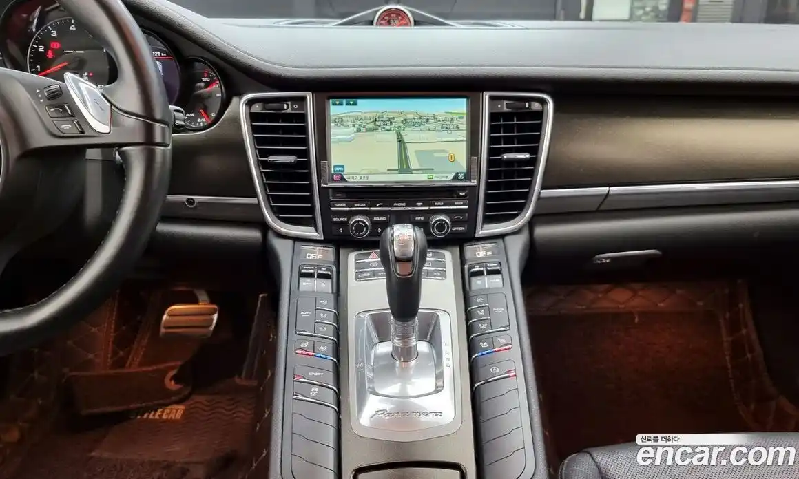 Porsche Panamera 2014 3.6 Автомат в Москве № 213276, фото 15