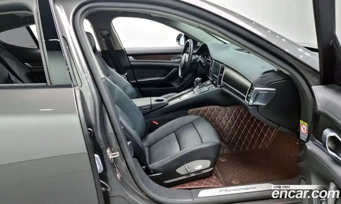 Porsche Panamera 2014 3.6 Автомат в Москве № 213276, фото 10