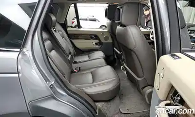 Land Rover Range-Rover 2018 4.4 Автомат в Москве № 213453, миниатюра 12