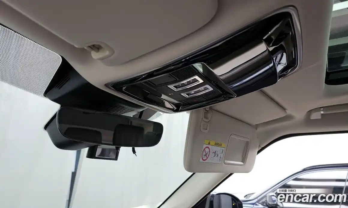 Land Rover Range-Rover 2018 4.4 Автомат в Москве № 213453, фото 16