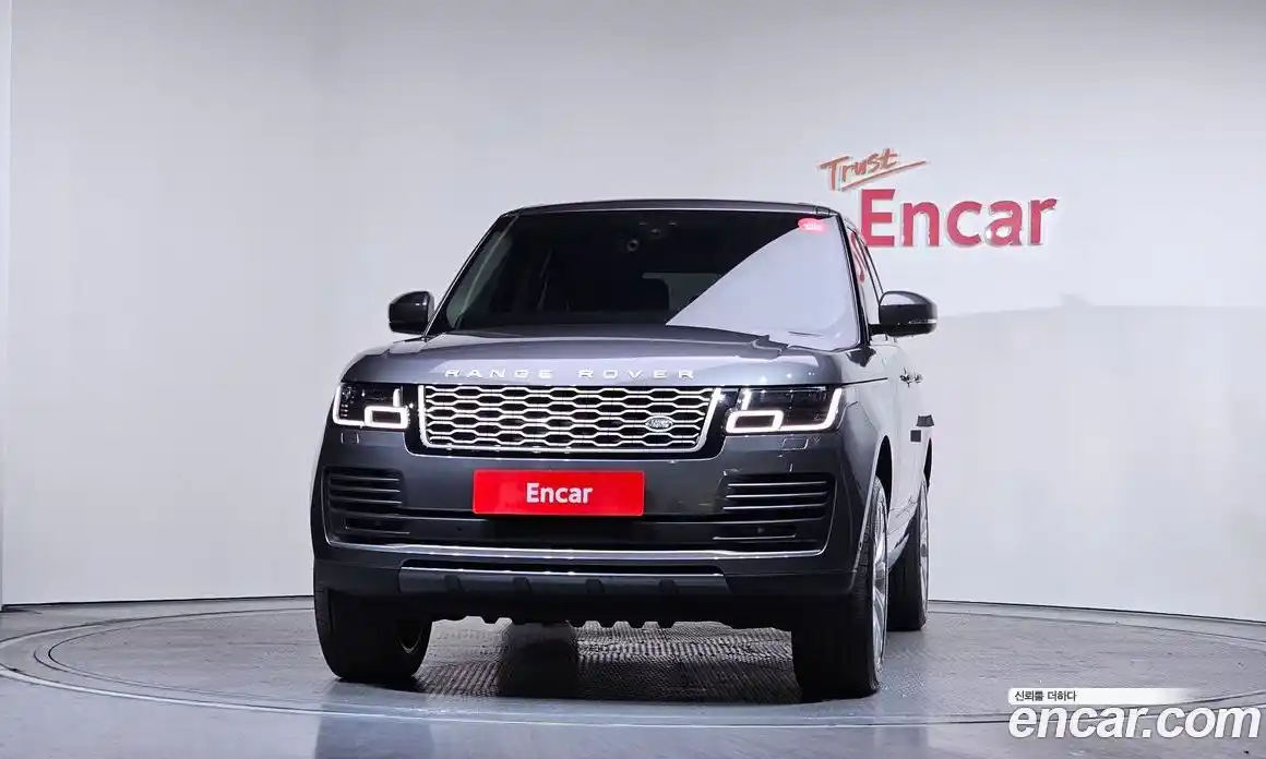 Land Rover Range-Rover 2018 4.4 Автомат в Москве № 213453, фото 3