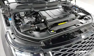 Land Rover Range-Rover 2018 4.4 Автомат в Москве № 213453, миниатюра 6