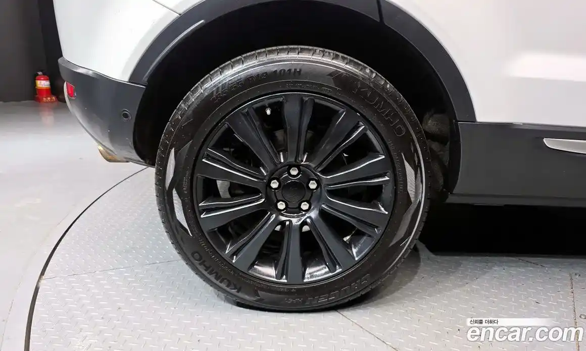 Land Rover Range-Rover Evoque 2017 2.0 Автомат в Москве № 213657, фото 16