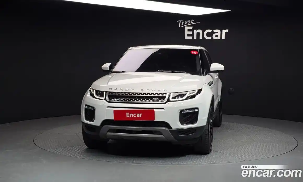 Land Rover Range-Rover Evoque 2017 2.0 Автомат в Москве № 213657, фото 3