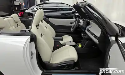 Mini Cooper Convertible 2025 2.0 Автомат в Москве № 214024, миниатюра 6