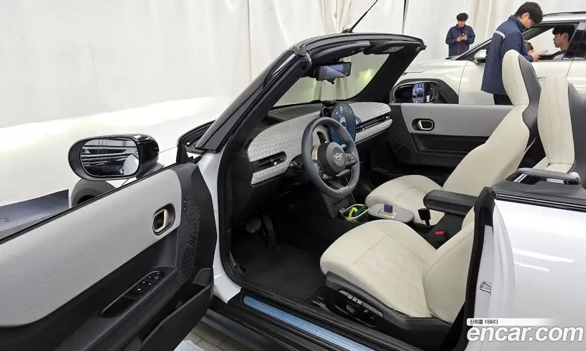 Mini Cooper Convertible 2025 2.0 Автомат в Москве № 214024, фото 7