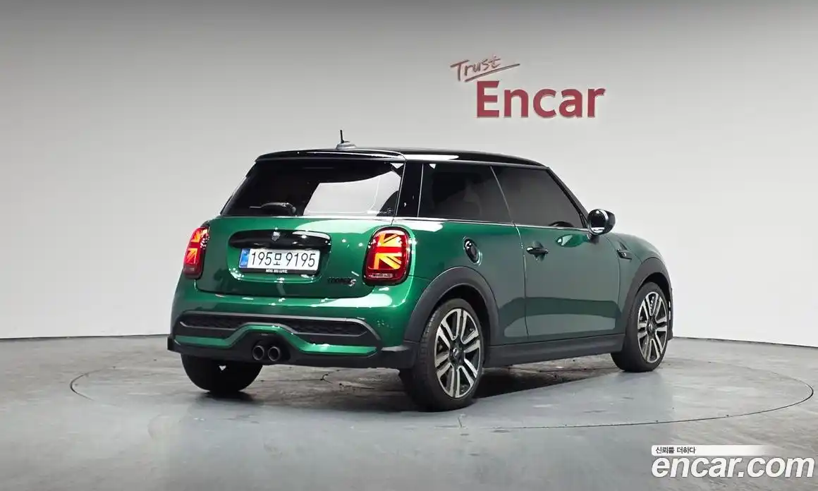 Mini Cooper 2024 2.0 Автомат в Москве № 214152, фото 19