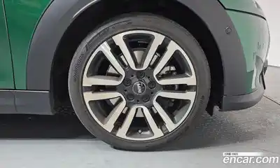 Mini Cooper 2024 2.0 Автомат в Москве № 214152, миниатюра 7