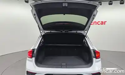 Volkswagen T-Roc 2022 2.0 Автомат в Москве № 215035, миниатюра 12