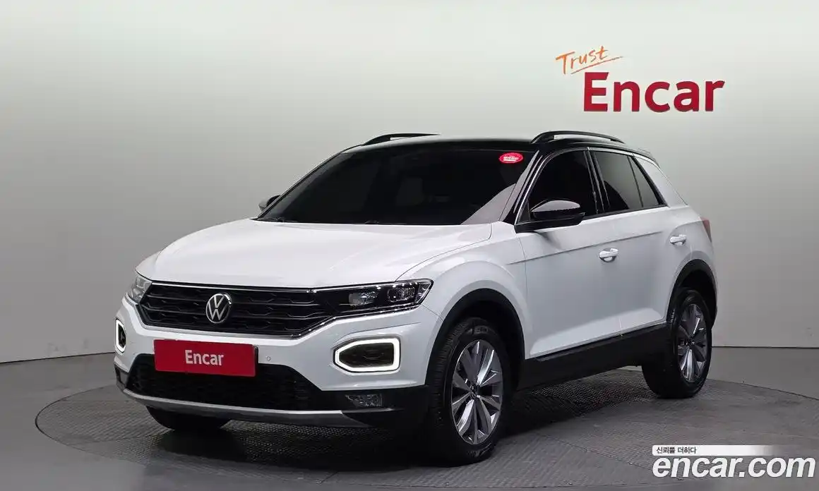 Volkswagen T-Roc 2022 2.0 Автомат в Москве № 215035, фото 15