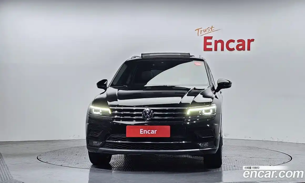 Volkswagen Tiguan 2020 2.0 Автомат в Москве № 215184, фото 16