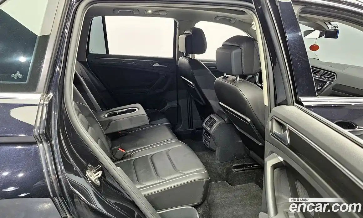 Volkswagen Tiguan 2020 2.0 Автомат в Москве № 215184, фото 19