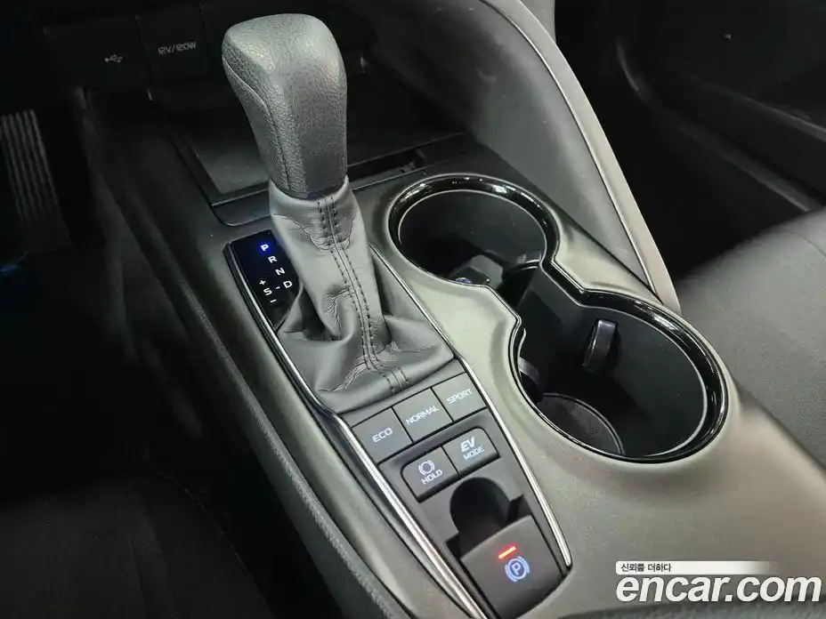 Toyota Camry 2024 2.5 Вариатор в Москве № 215627, фото 9