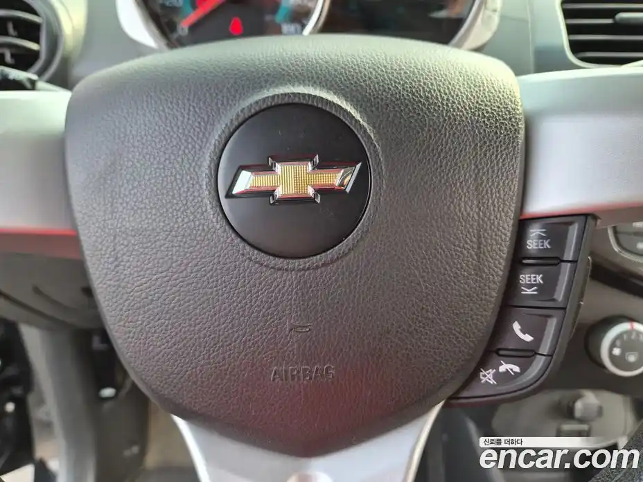 Chevrolet Spark 2014 1.0 Автомат в Москве № 215903, фото 16