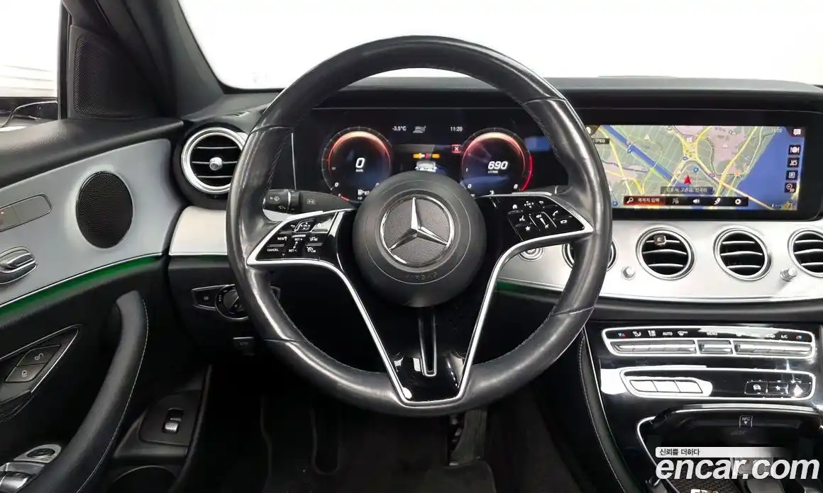 Mercedes-Benz E-Class 2021 2.0 Автомат в Москве № 224534, фото 13