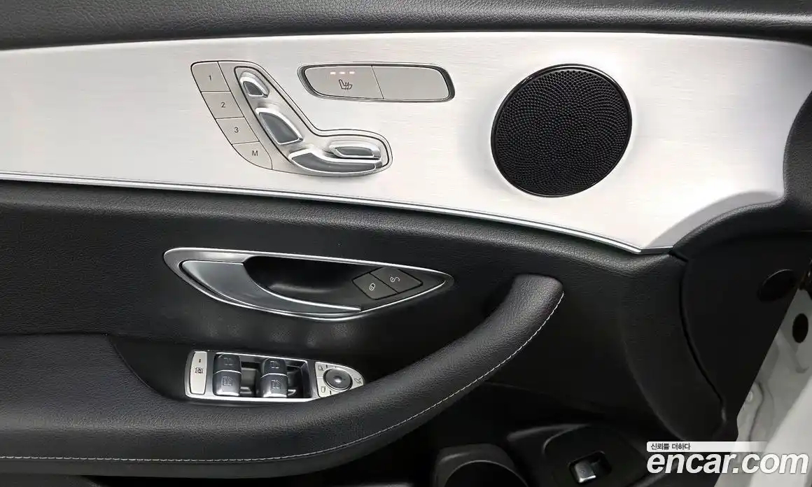 Mercedes-Benz E-Class 2021 2.0 Автомат в Москве № 224534, фото 19