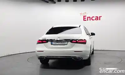 Mercedes-Benz E-Class 2021 2.0 Автомат в Москве № 224534, миниатюра 4