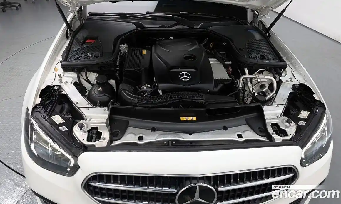 Mercedes-Benz E-Class 2021 2.0 Автомат в Москве № 224534, фото 6