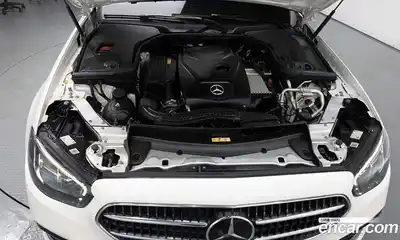 Mercedes-Benz E-Class 2021 2.0 Автомат в Москве № 224534, миниатюра 6