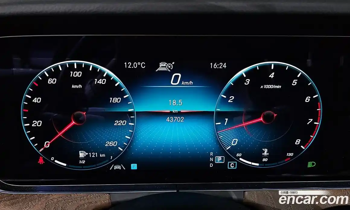 Mercedes-Benz E-Class 2022 2.0 Автомат в Москве № 224794, фото 12