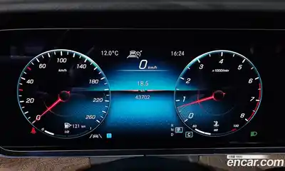 Mercedes-Benz E-Class 2022 2.0 Автомат в Москве № 224794, миниатюра 12