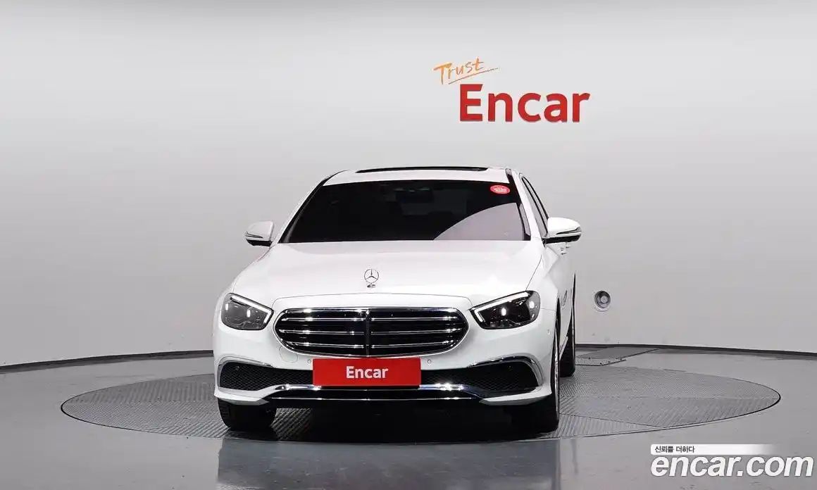 Mercedes-Benz E-Class 2022 2.0 Автомат в Москве № 224794, фото 14