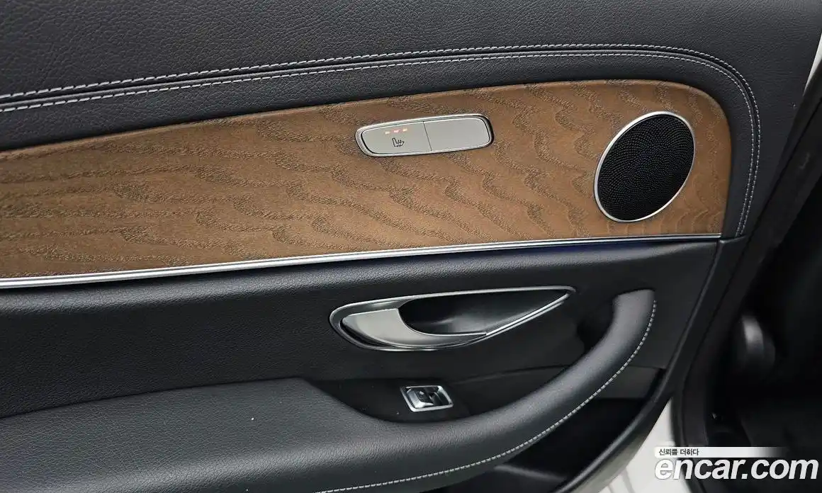 Mercedes-Benz E-Class 2022 2.0 Автомат в Москве № 224794, фото 16