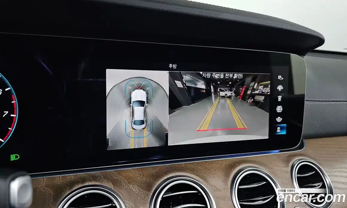 Mercedes-Benz E-Class 2022 2.0 Автомат в Москве № 224794, фото 19