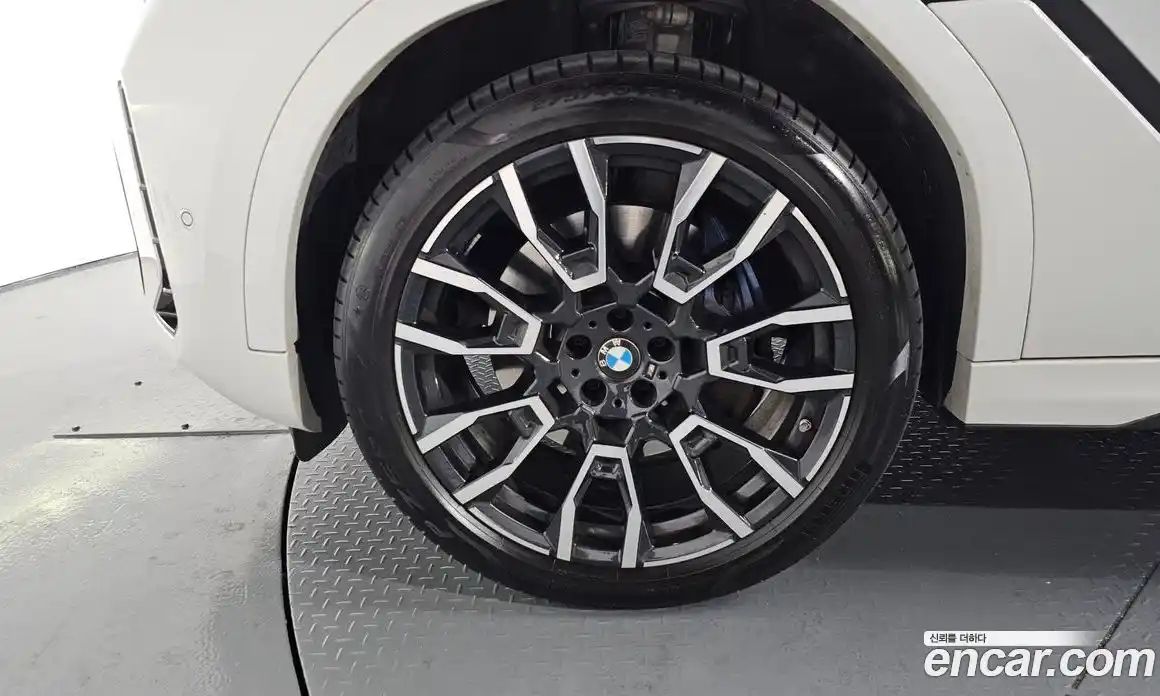 BMW X6 2025 3.0 Автомат в Москве № 228037, фото 4