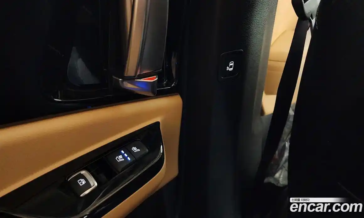 Kia Canival 2022 3.5 Автомат в Москве № 22803, фото 20